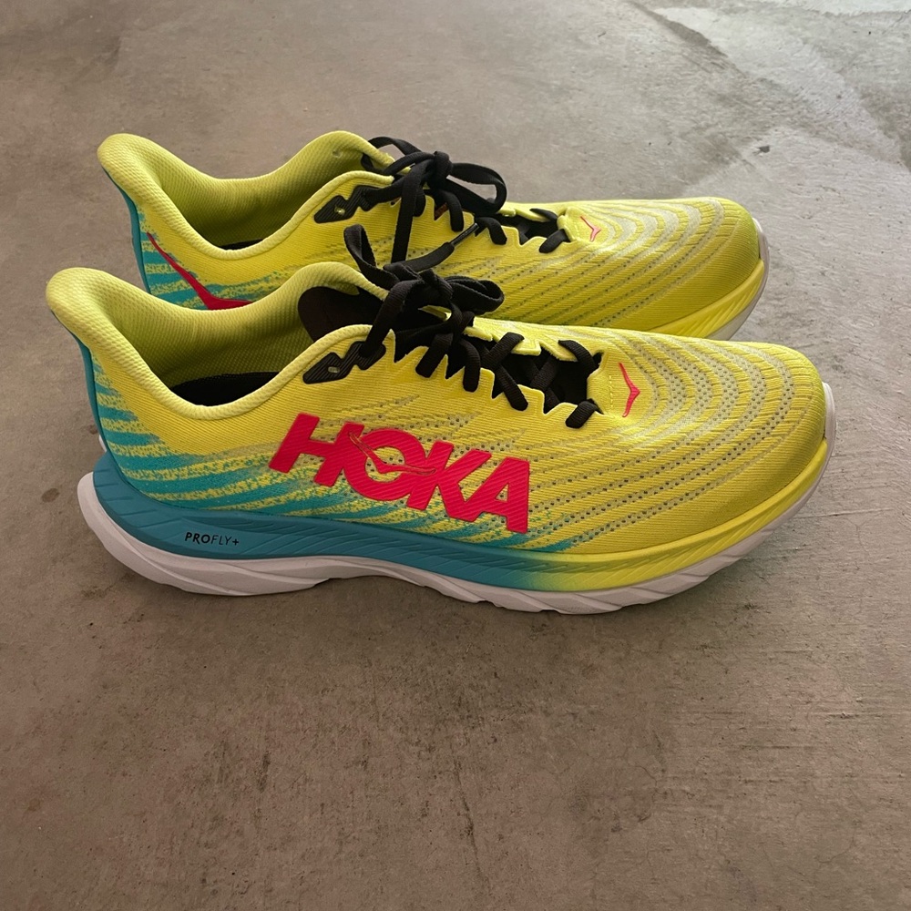 Hoka One Mach 5